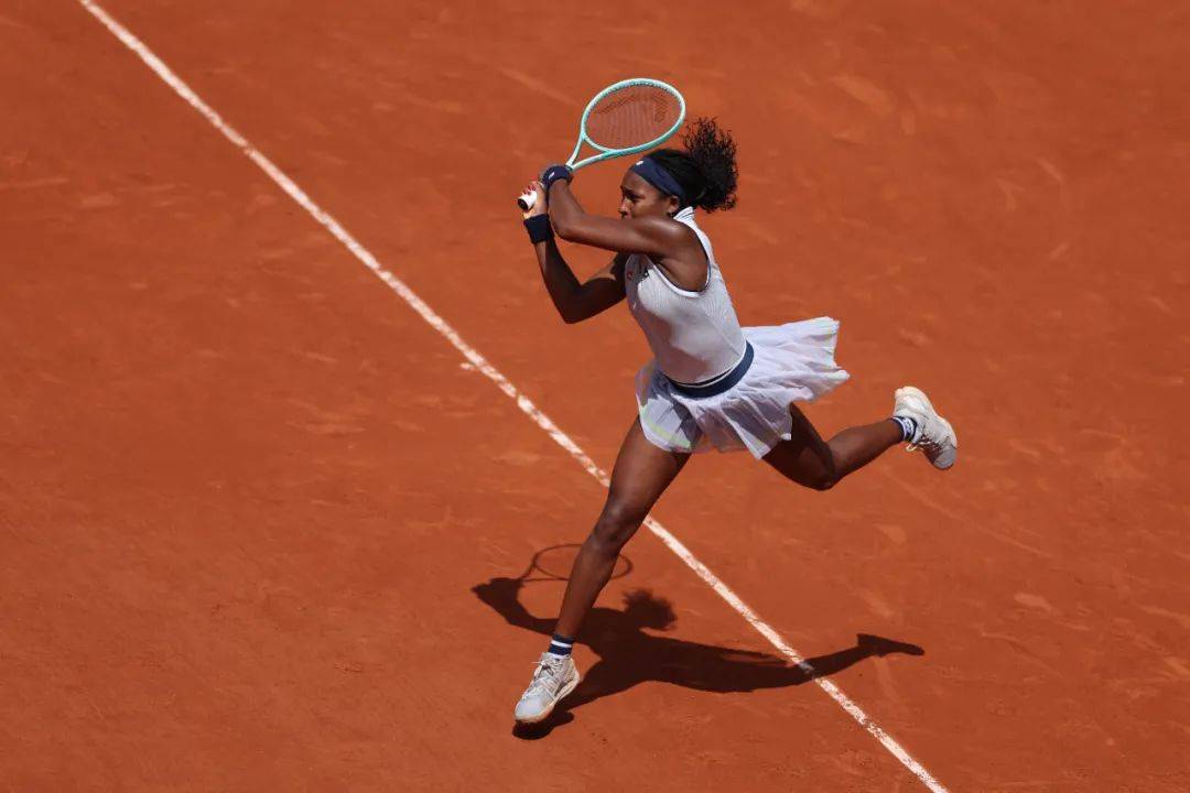 共同展示他 共同展示他